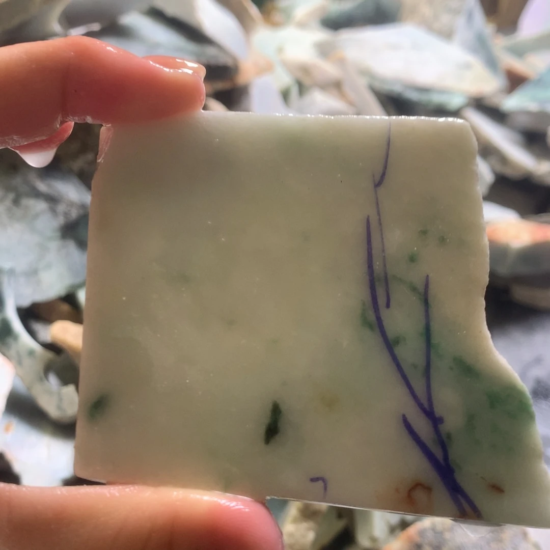 翡翠颈饰未镶嵌缅甸翡翠