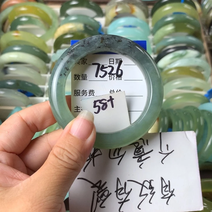 未镶嵌蛇纹石玉手镯7526