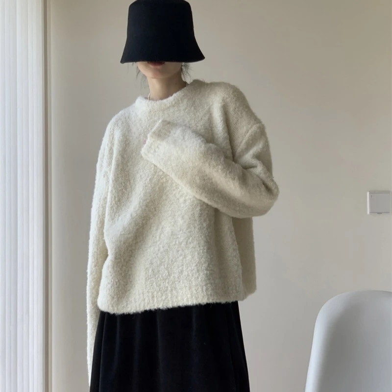 圈圈纱纯色圆领套头毛衣女2025秋冬新款韩版宽松慵懒风针织衫