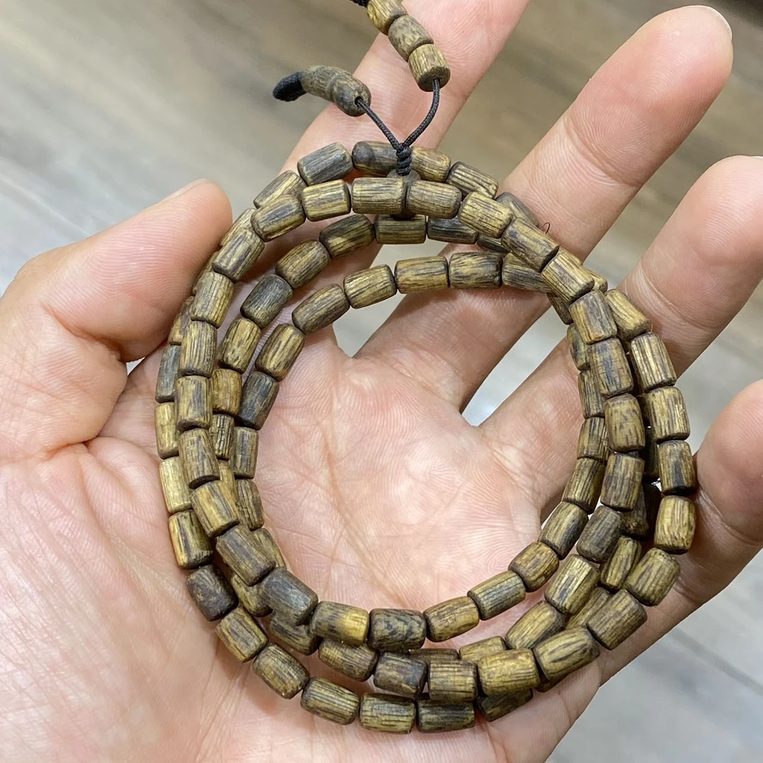 【佳哥严选】 J78248-沉香虫漏高庄桶珠99沉脖挂-4mm+