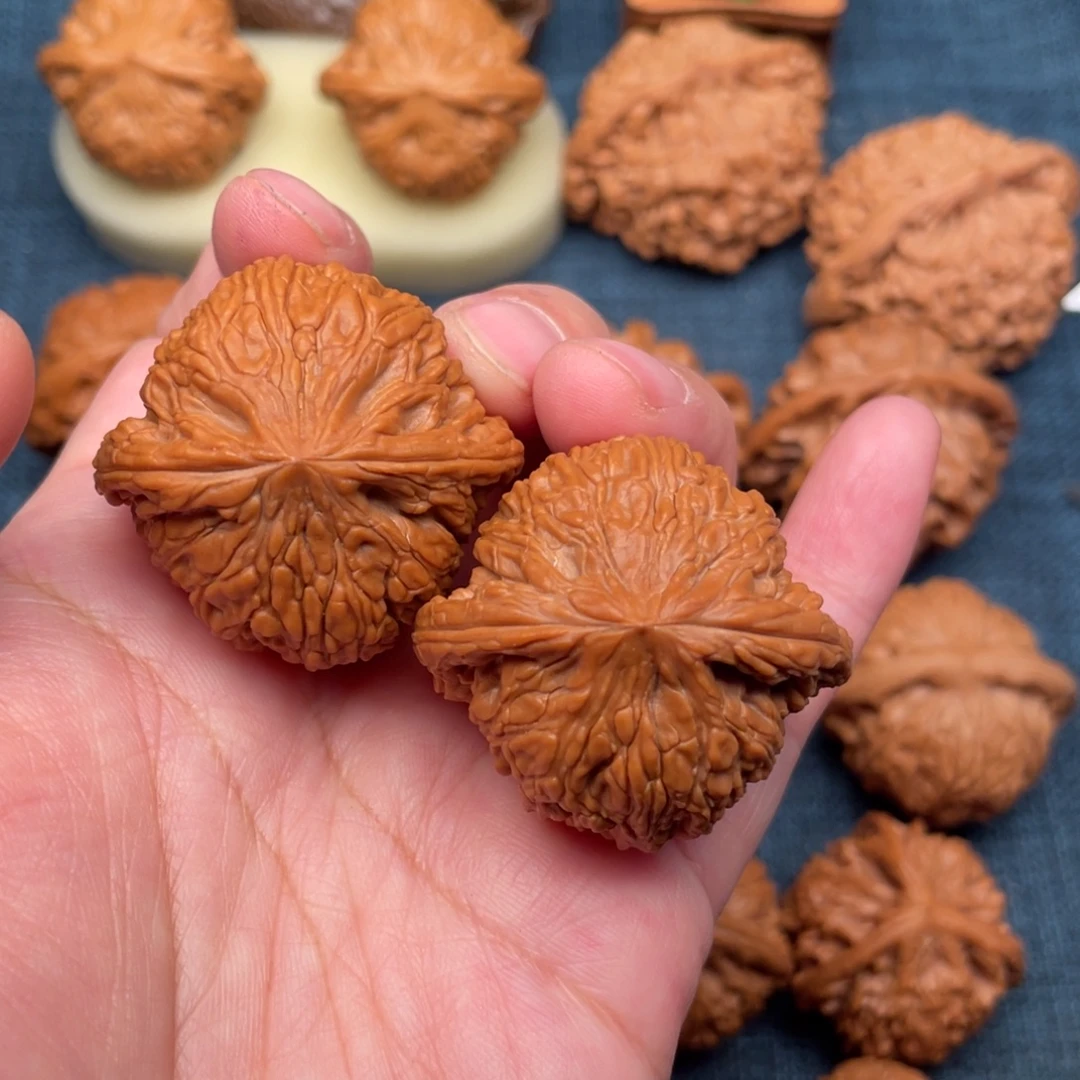 把件文玩核桃39毕业绣球全品