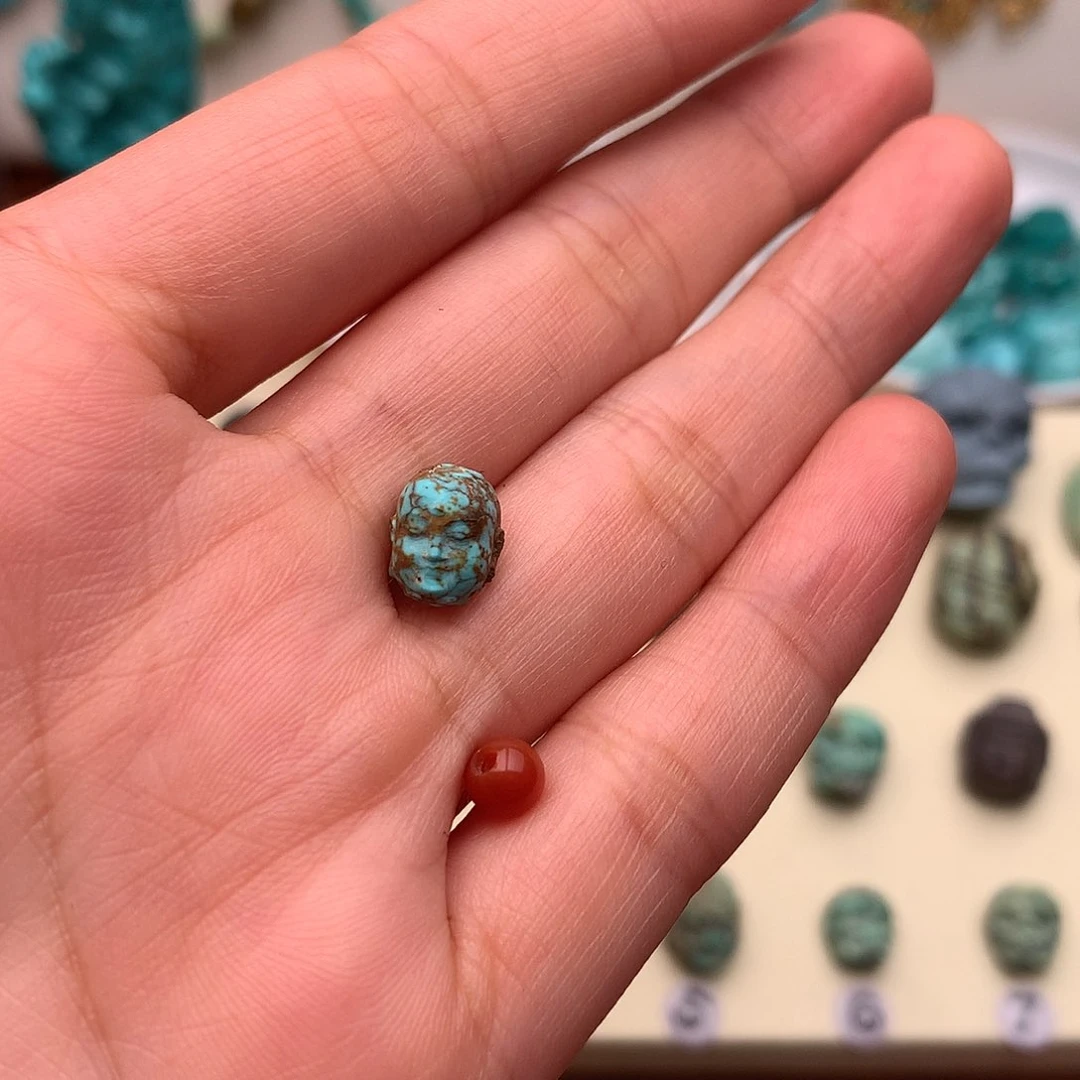 南红玛瑙配饰未镶嵌