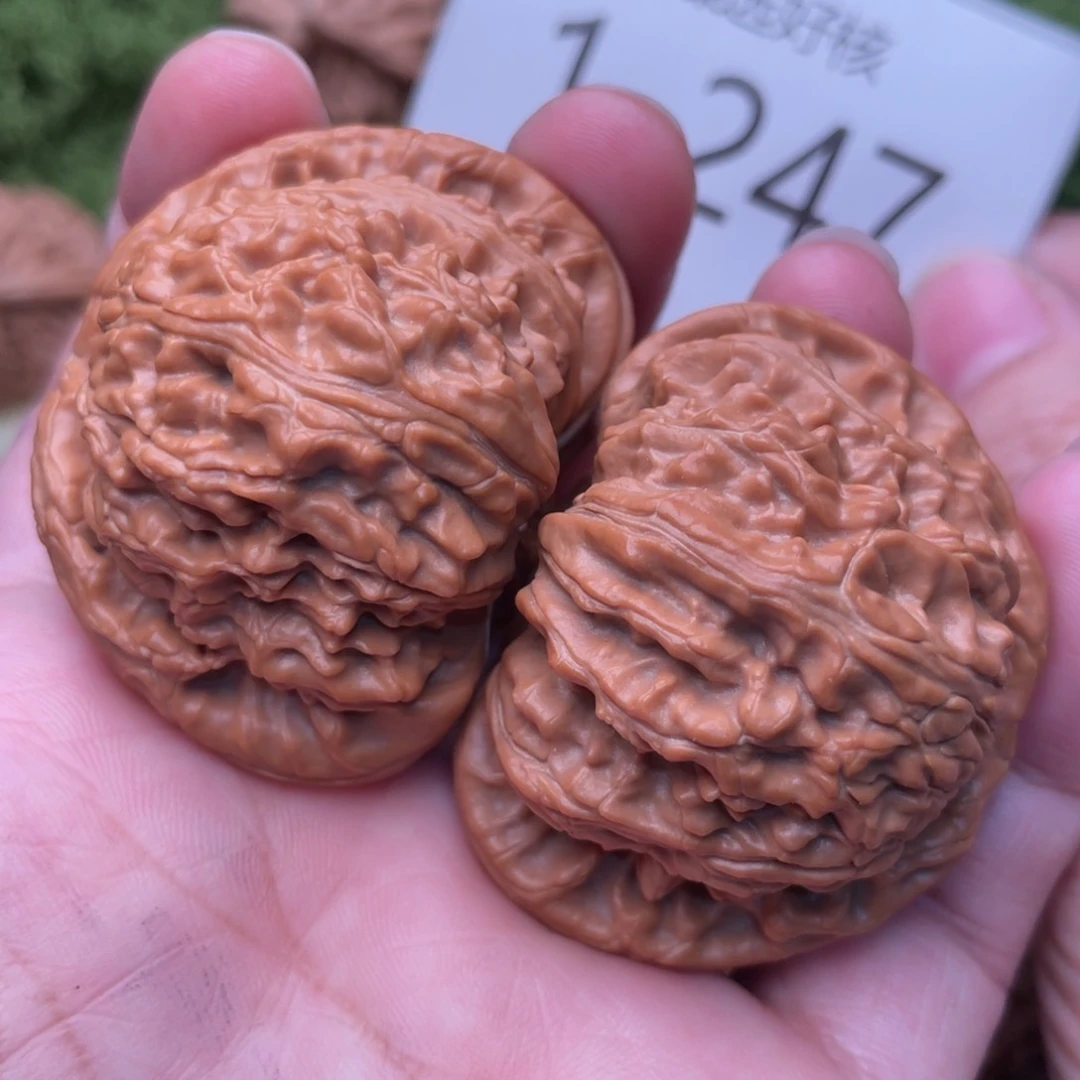 文玩核桃把件精白47