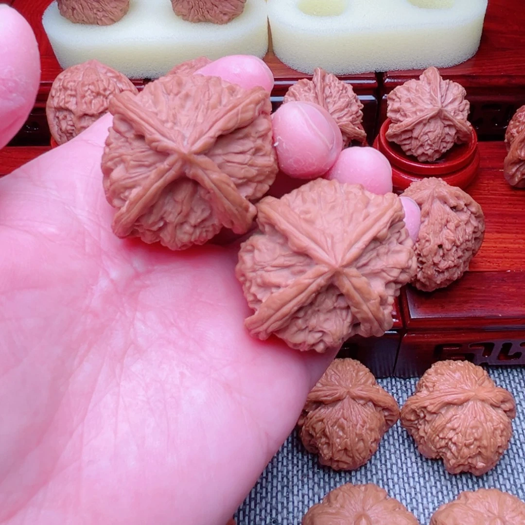 文玩核桃吊坠玉玺四棱44尺