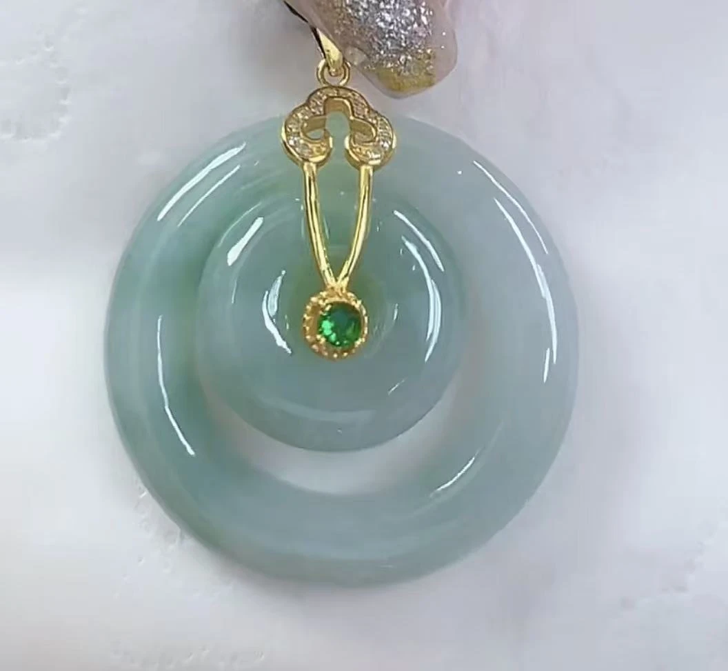 官方天然翡翠A货子母扣（多样性只发一个）宽30-35厚5叩头925银送绳