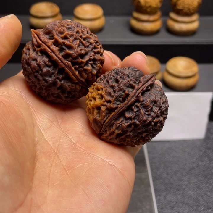 文玩核桃吊坠F妃子笑40