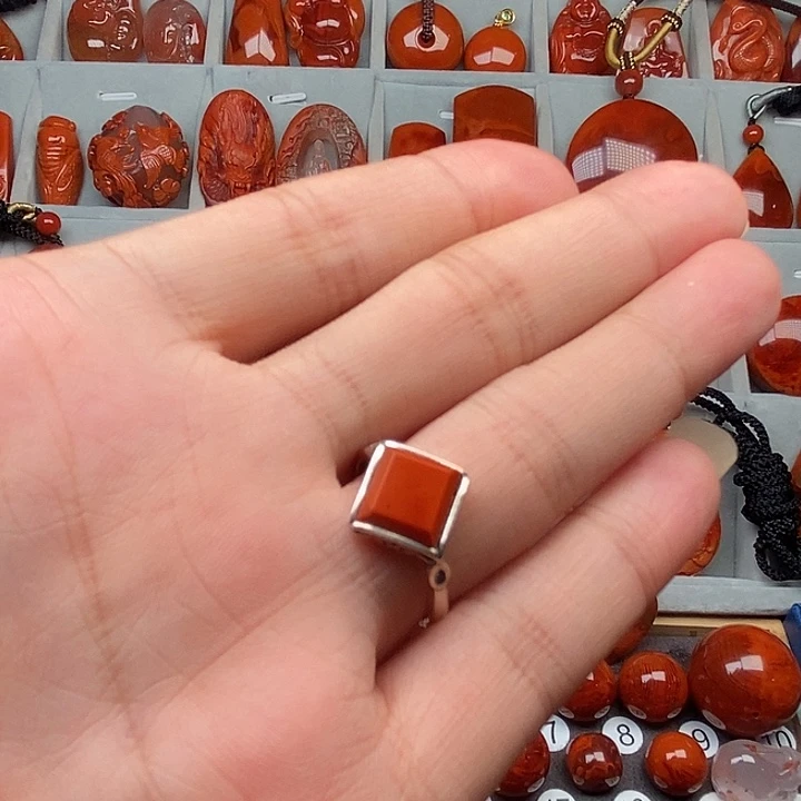 银S925镶嵌南红玛瑙戒指