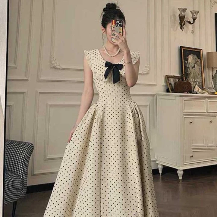 【周周】【长款】绝美蝴蝶结气质波点收腰连衣裙法式时尚裙子女D0773