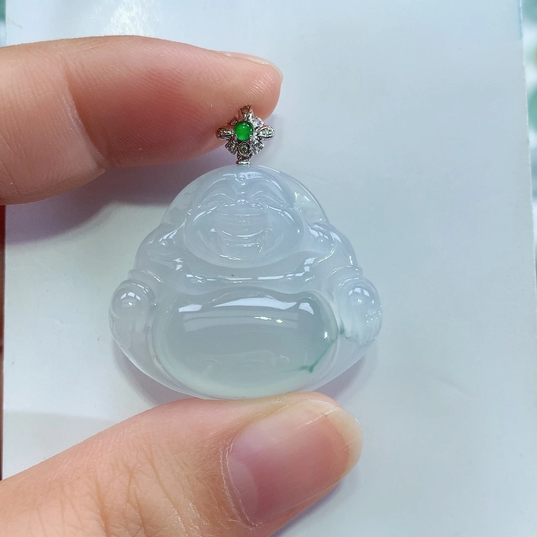 翡翠18K金镶嵌颈饰佛