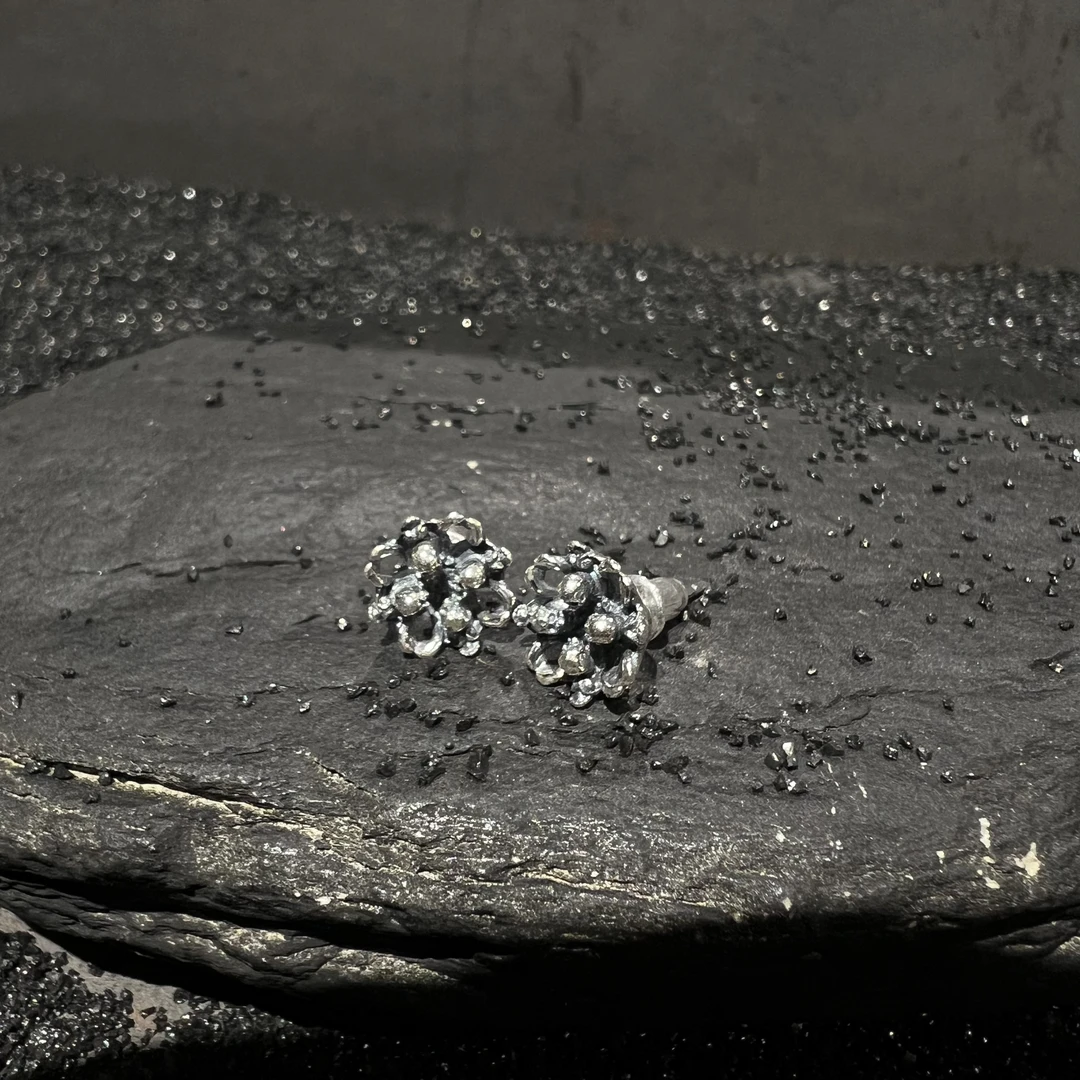 吊坠925银 灵史会馆-925银-骷髅耳钉小号对