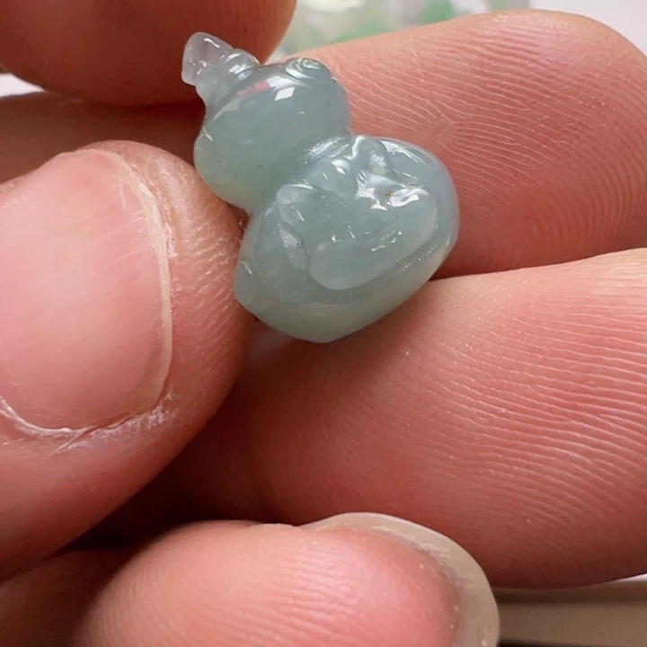 定制翡翠未镶嵌葫芦