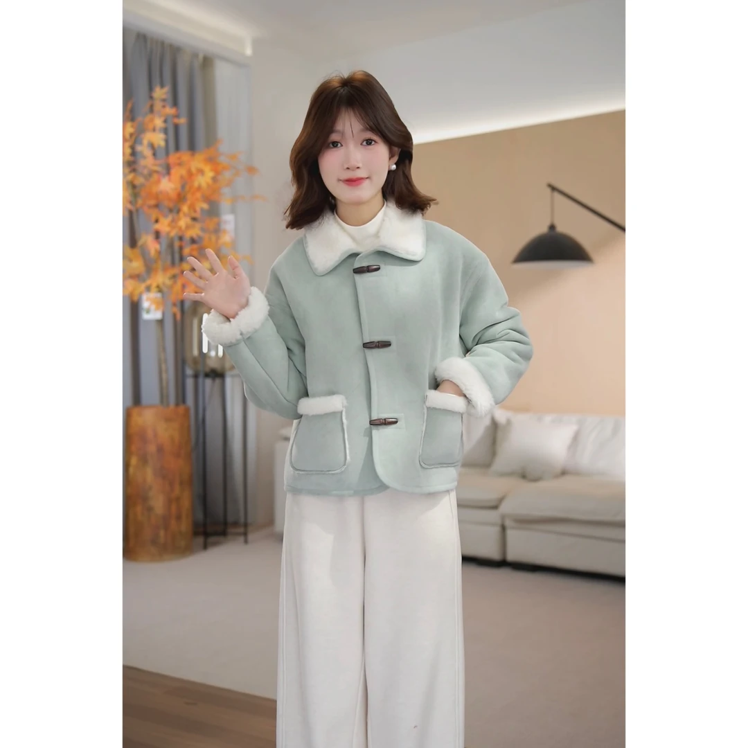 【小蓝严选】冬季新款气质时尚百搭加厚宽松毛绒短外套-8105