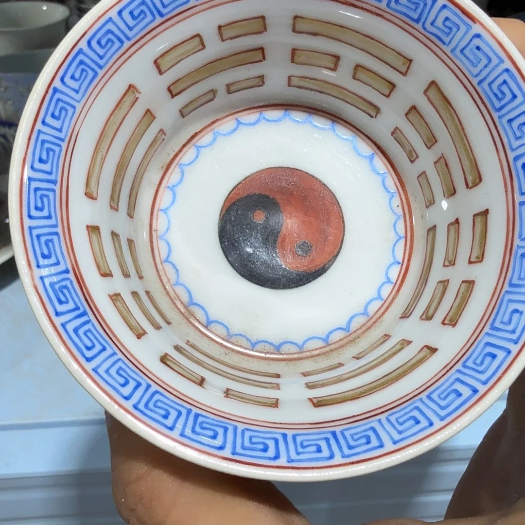 瓷片摆件等方式在不同行业上