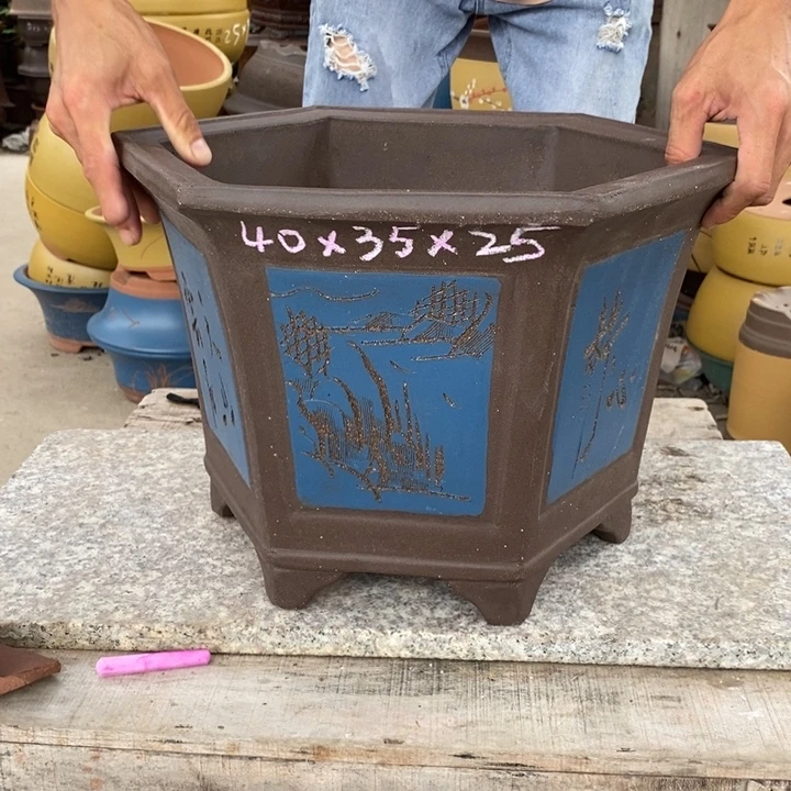 紫砂花盆紫砂艺术学院美术学院