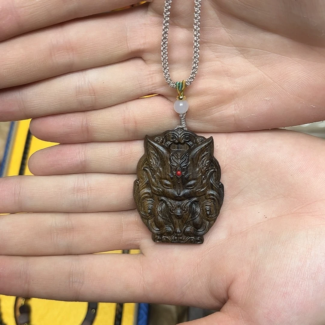 大叶紫檀（黑酸枝木类）