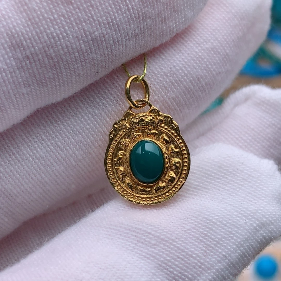 18K金镶嵌绿松石珠宝奇石