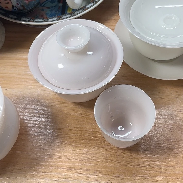 金***定陶瓷制品及陶瓷艺术品微瑕