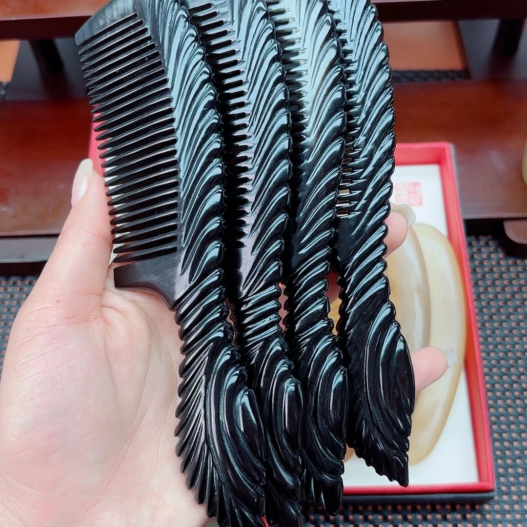 纯手工制作纯牛角梳子