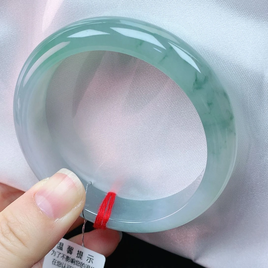 翡翠手镯未镶嵌57.7圈