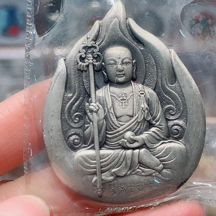 纯银地藏王80克小银章