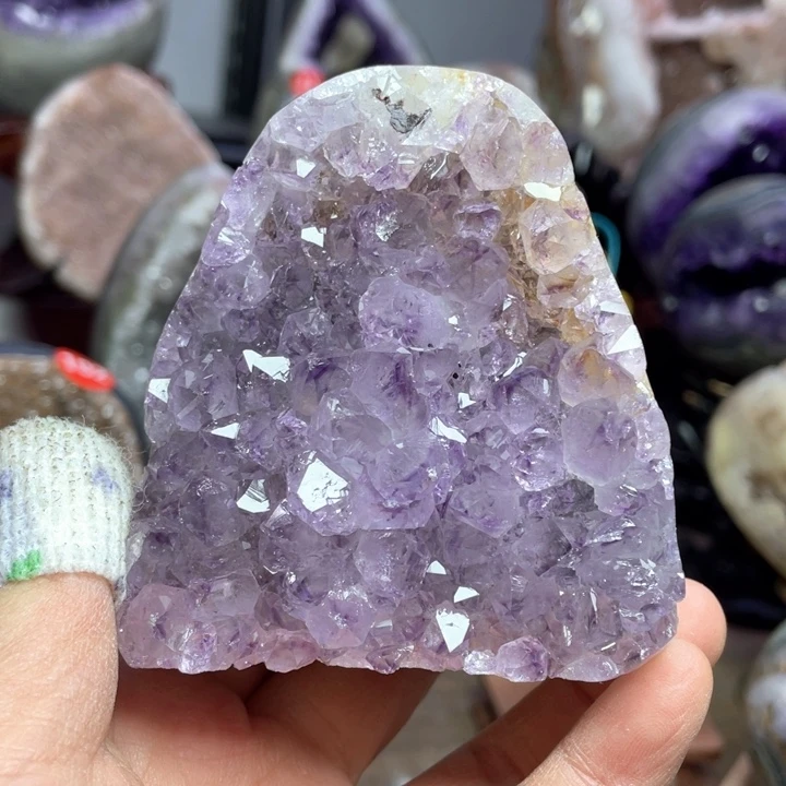 水晶摆件未镶嵌捡漏