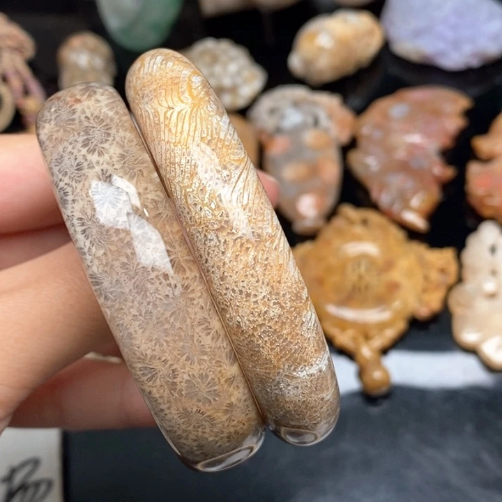 硅化珊瑚（珊瑚玉）手镯未镶嵌