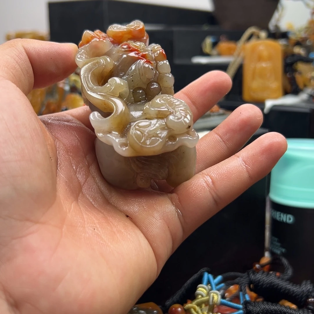 石英质玉（黄龙玉）未镶嵌多选发其一