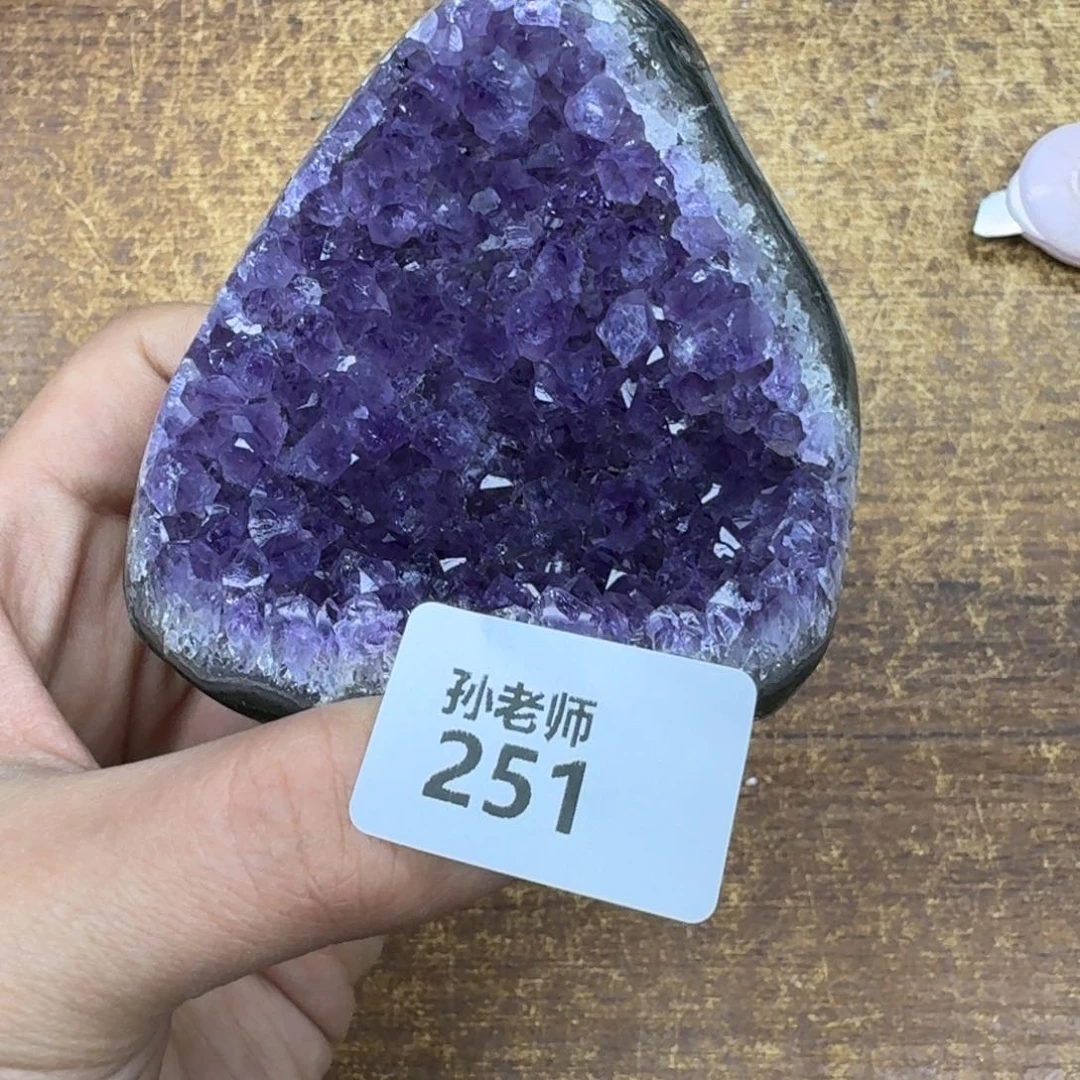 水晶大型摆件（非配饰）未镶嵌