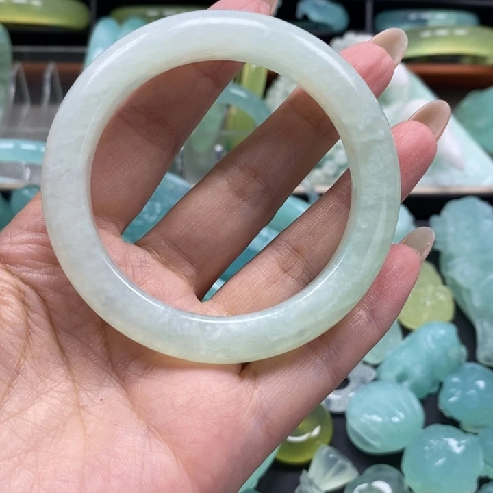 未镶嵌蛇纹石玉手镯