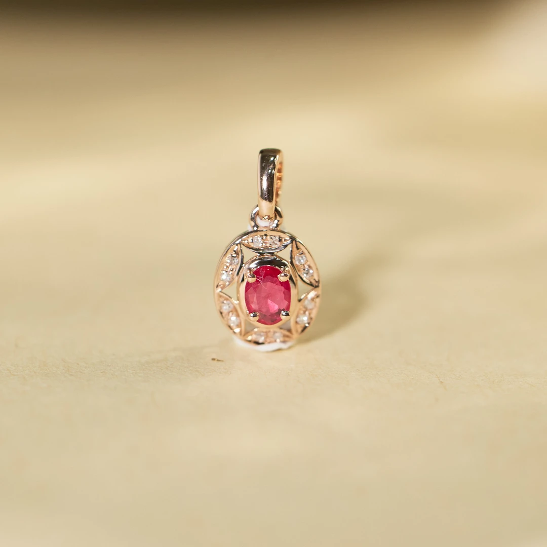 【玉峰珠宝丨安娜严选】红宝石吊坠18K金【U9027】多样性发一