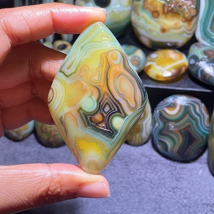 玛瑙/玉髓珠宝奇石未镶嵌