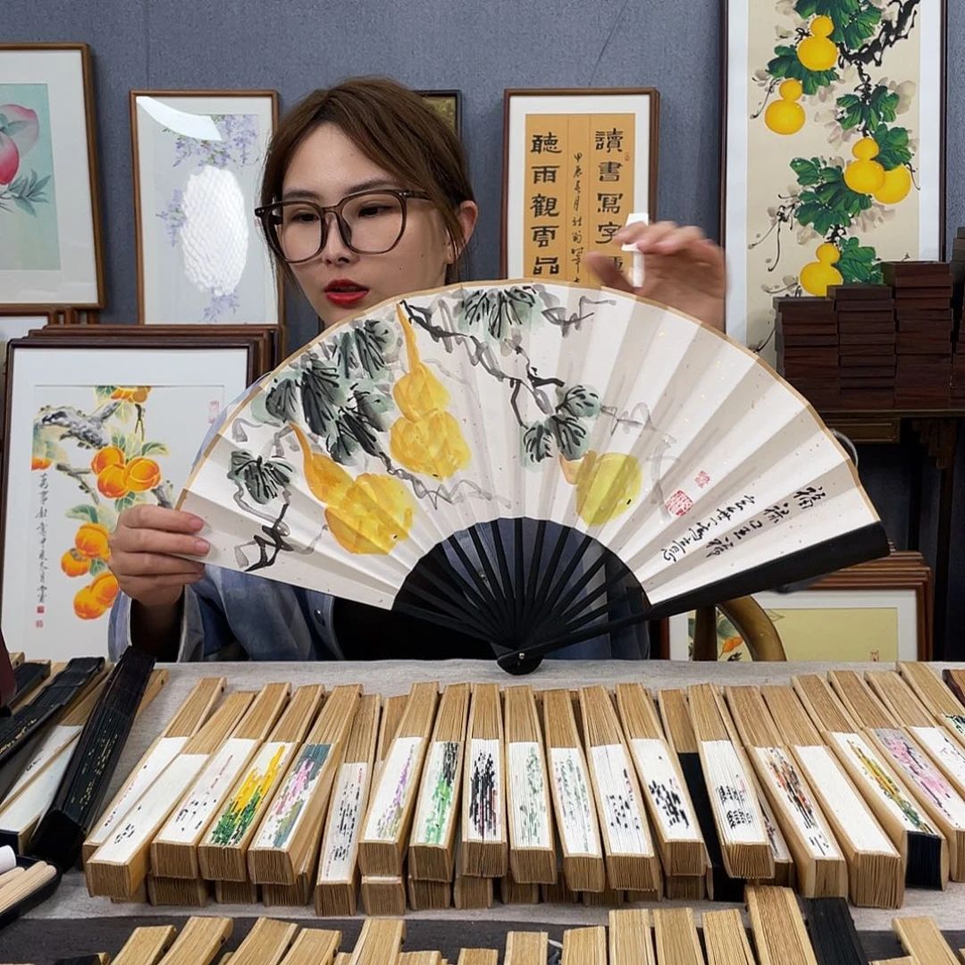 国画福利折扇带中玉扇骨（默认粘好发出）