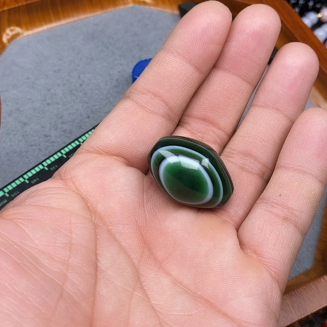 一***定玛瑙/玉髓未镶嵌手链