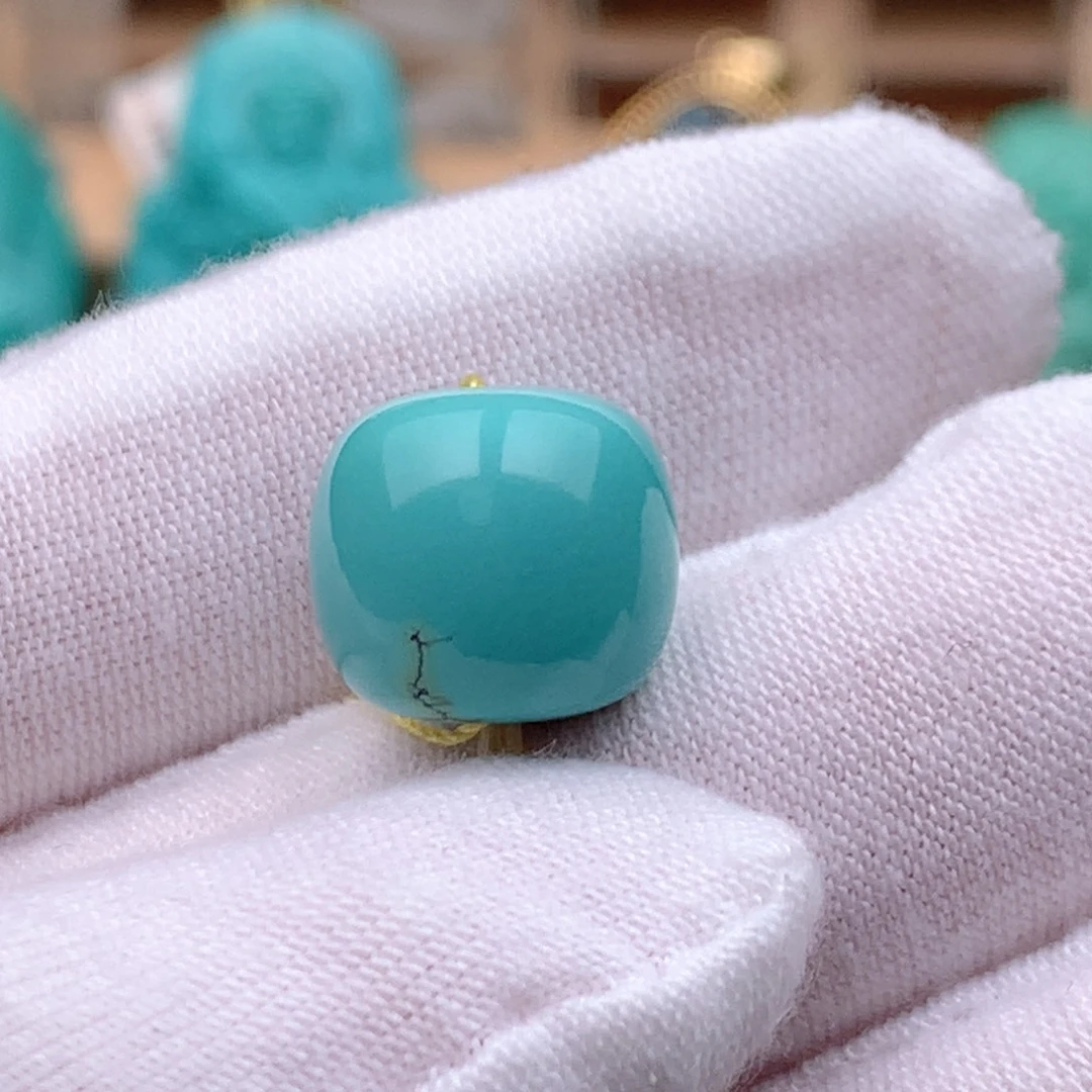 绿松石未镶嵌珠宝奇石12.4