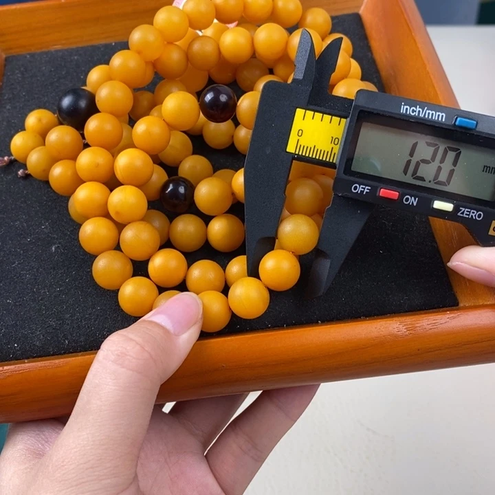 未镶嵌蜜蜡珠宝奇石