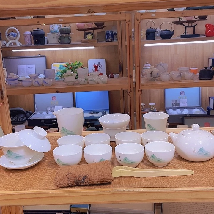 又见青山羊脂玉套装