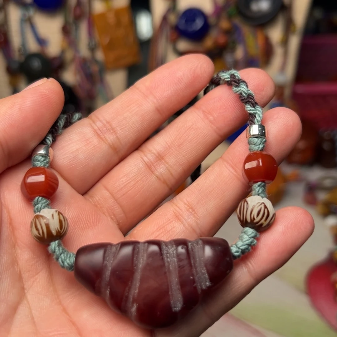 玛瑙/玉髓颈饰未镶嵌