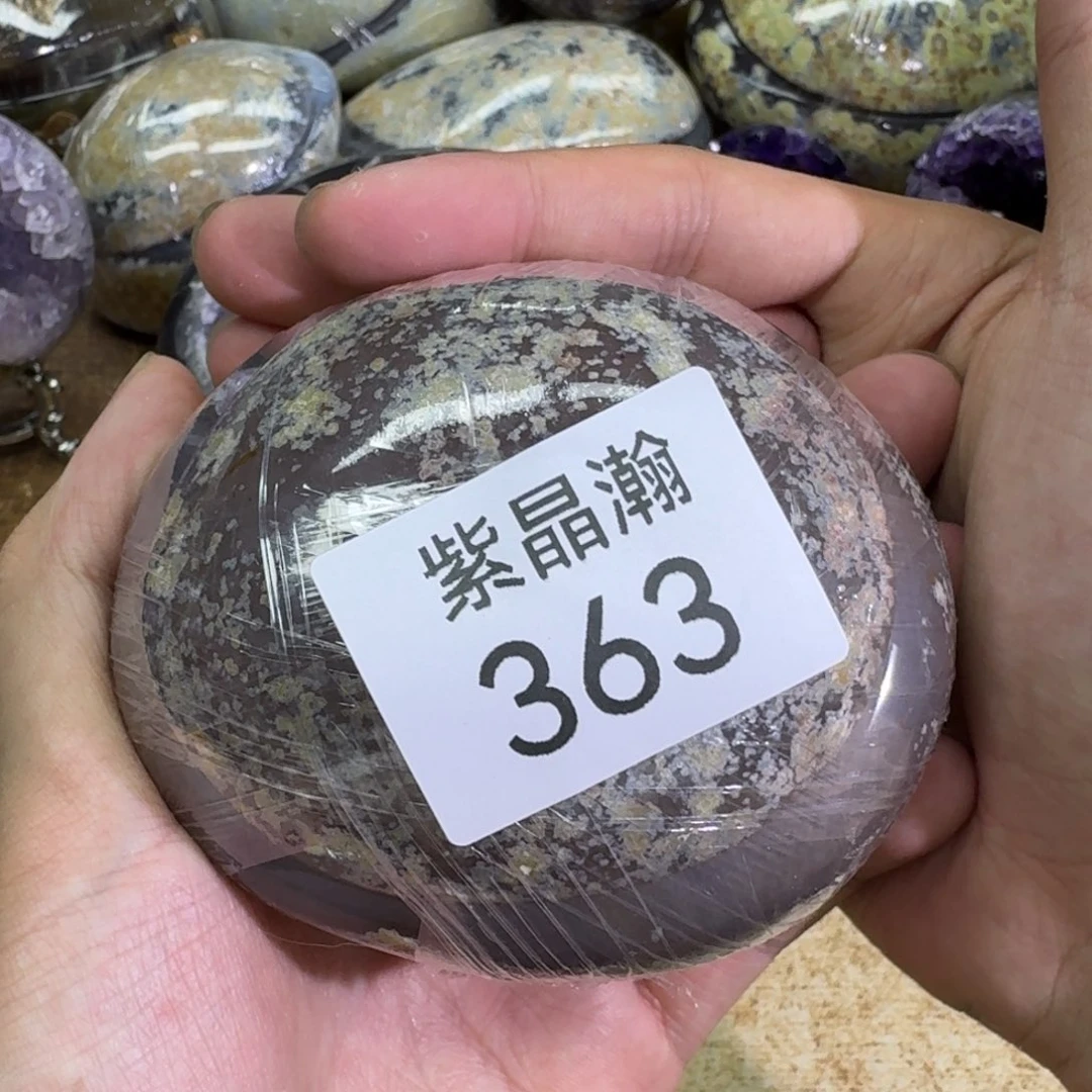 未镶嵌水晶大型摆件（非配饰）江*