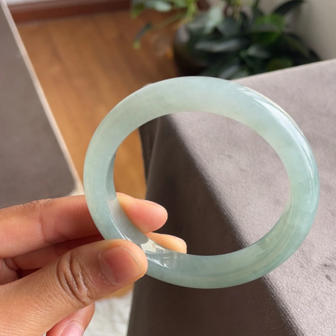 未镶嵌手镯翡翠冰晴