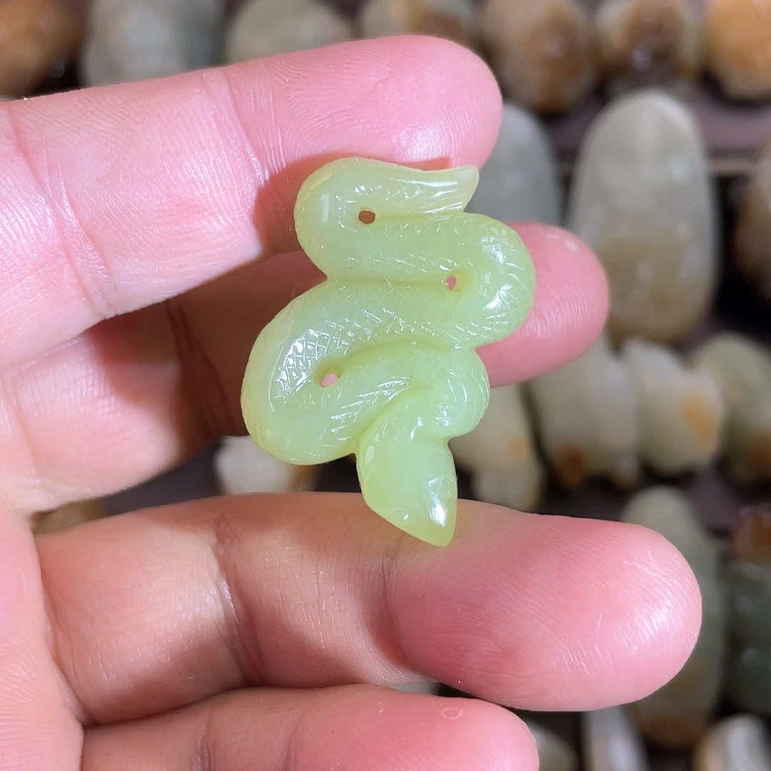 和田玉吊坠(不含链)未镶嵌蛇