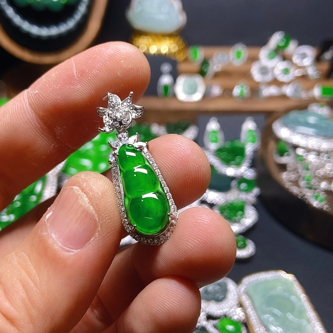 翡翠吊坠(不含链)未镶嵌225吊坠