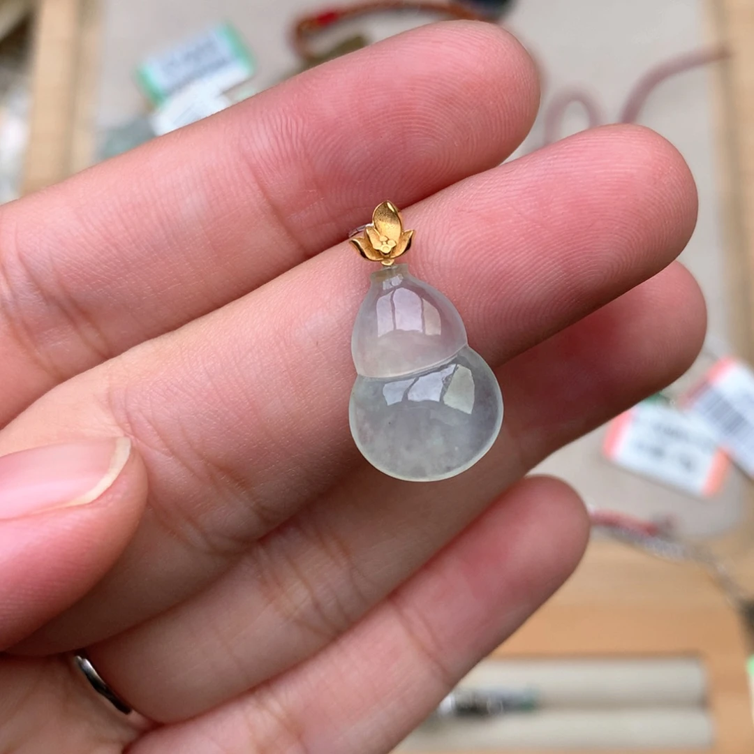 【闪购商品】18K金镶嵌挂件翡翠一