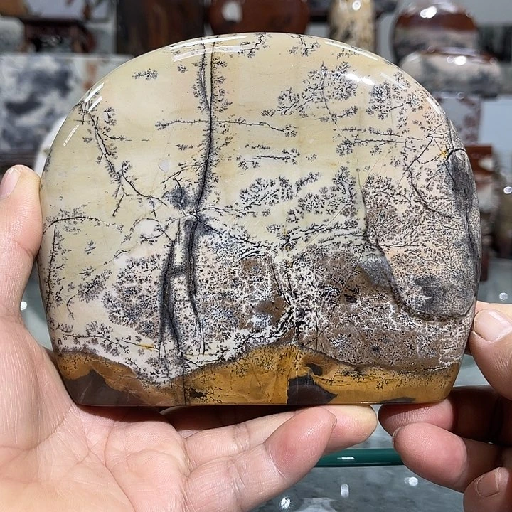 广西石李****子国画石摆件