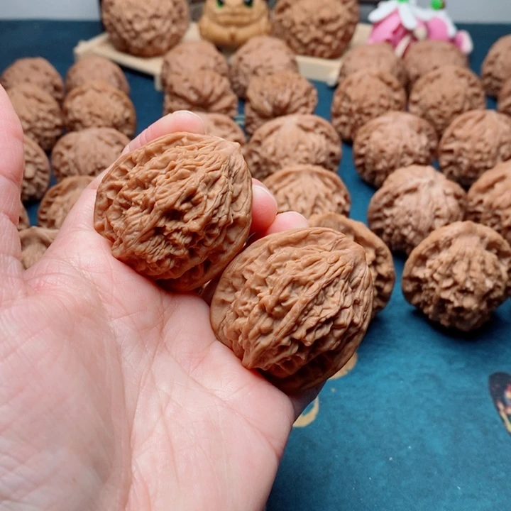 文玩核桃把件麦虎38