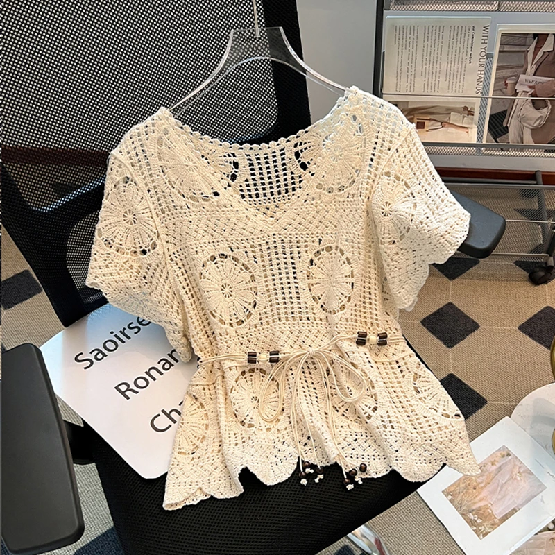 波西米亚钩花镂空蕾丝针织衫女新款夏装气质v领百搭短款外穿上衣