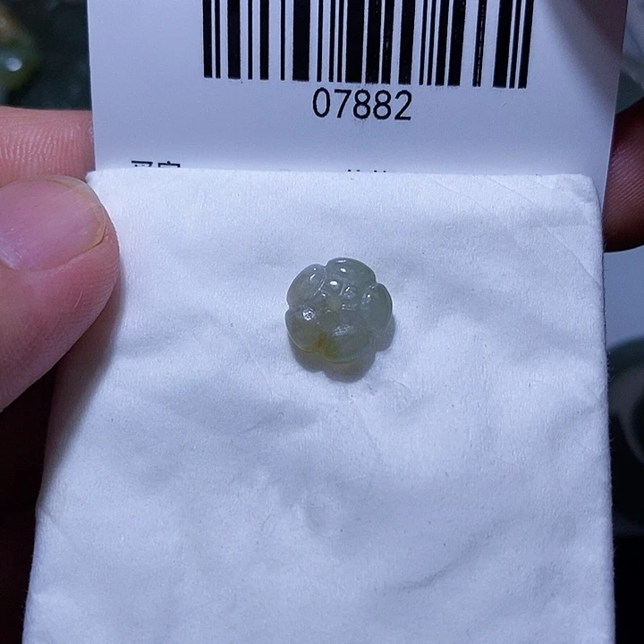 翡翠未镶嵌颈饰天光墟翡翠市场现金代购