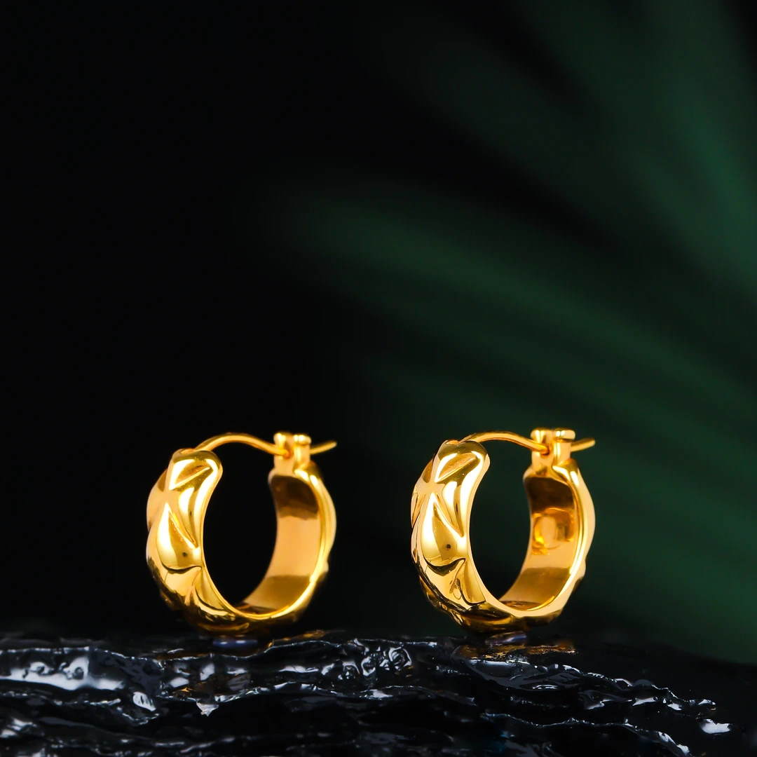 18K金素金设计款耳扣配件HNZ3928