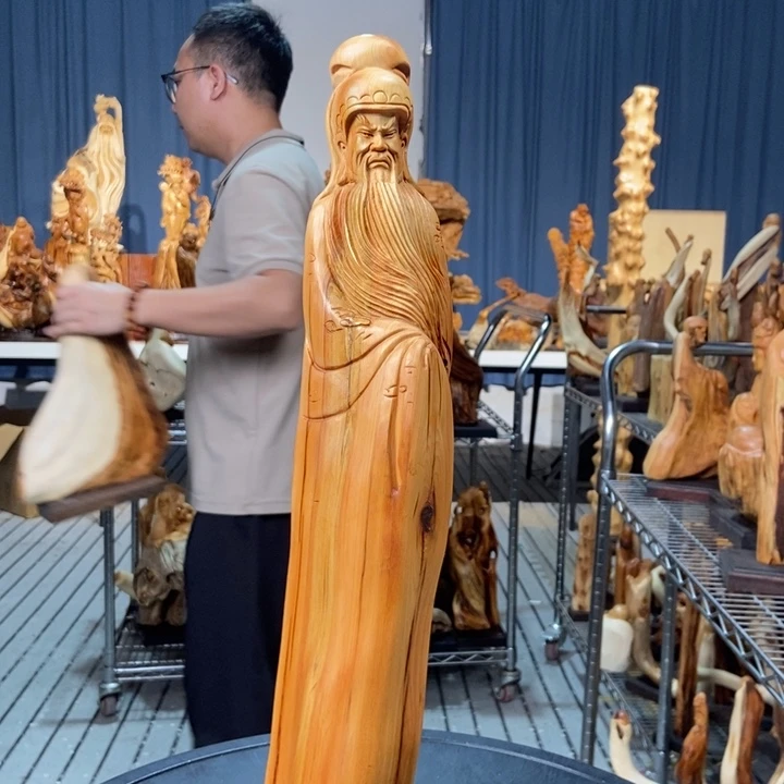 柏木（崖柏）随型摆件