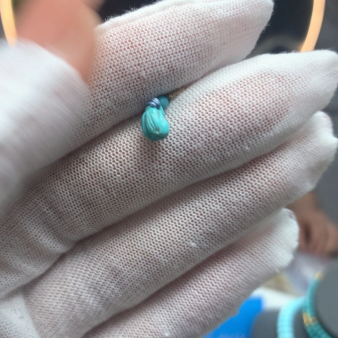 绿松石未镶嵌挂件