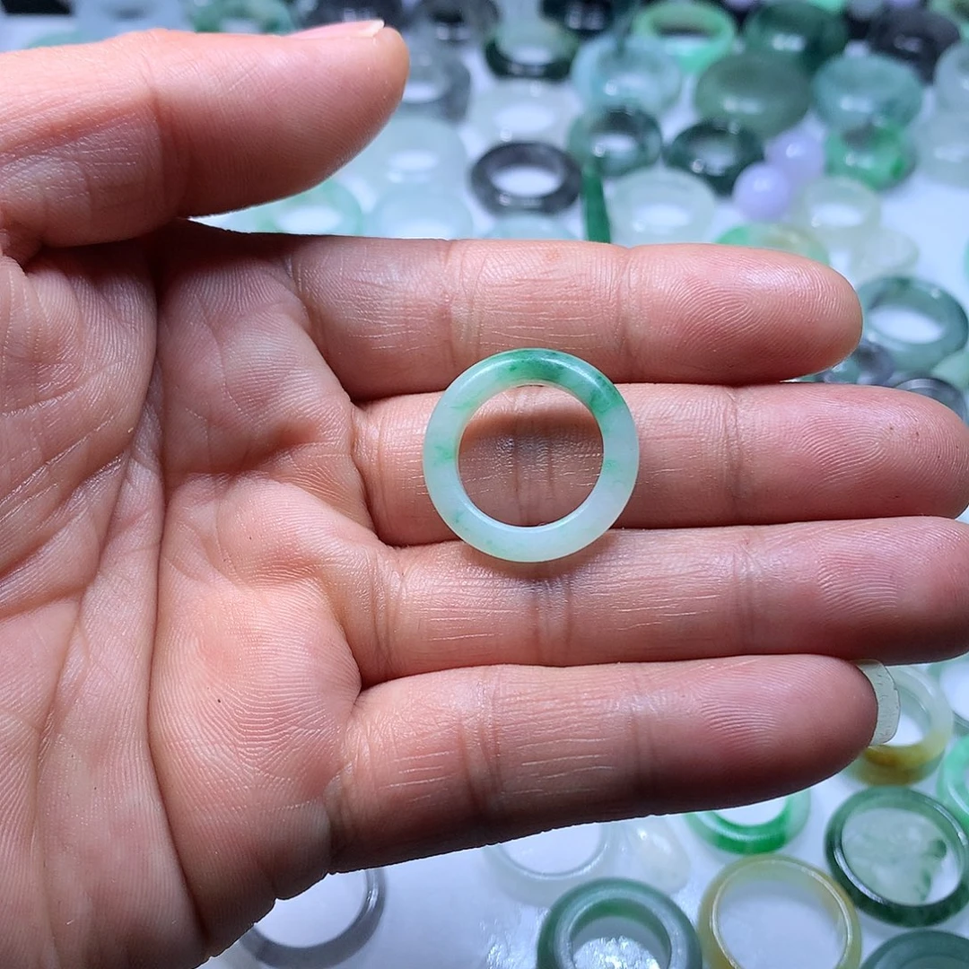 定制翡翠未镶嵌木*木